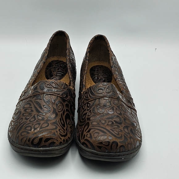 BOC Born Concept Womens 8.5 M Brown laser raised design Slip On Comfort Loafers - Picture 5 of 10